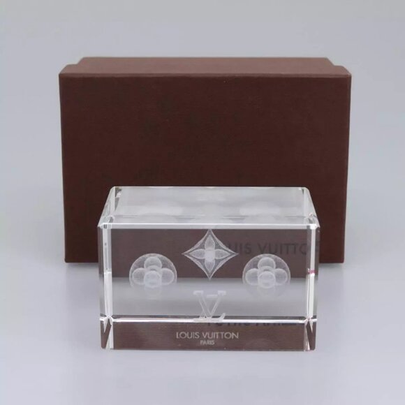 LOUIS VUITTON Paper weight Clear LV Auth 114607S - Picture 1 of 16
